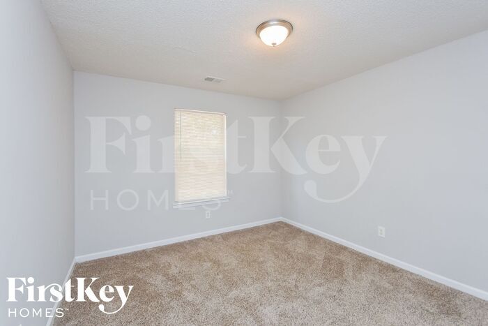 Building Photo - 4933 Serena Ct