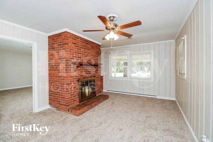 Building Photo - 4003 Broadacres Dr