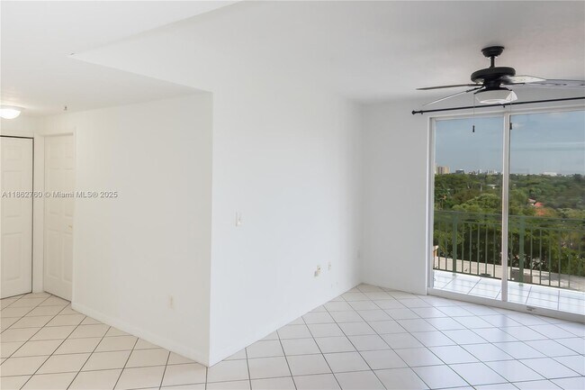 Building Photo - 3500 Coral Wy