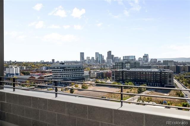 Building Photo - 3520 Chestnut Pl