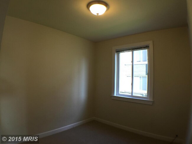 Building Photo - 713 Brandywine St SE