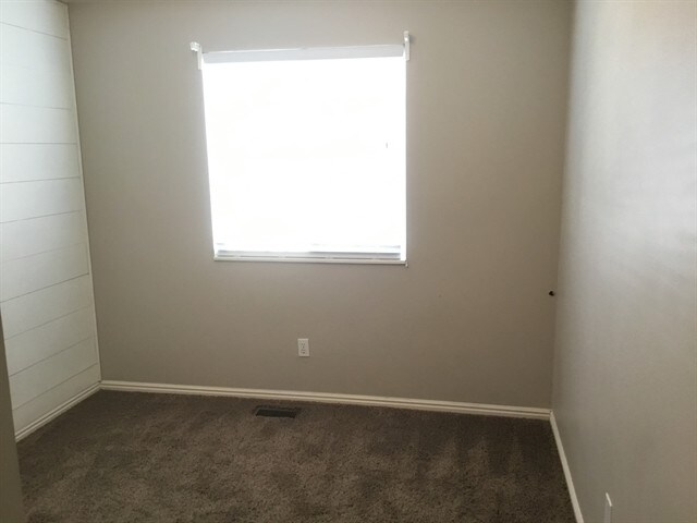 Building Photo - 309 W 1800 S