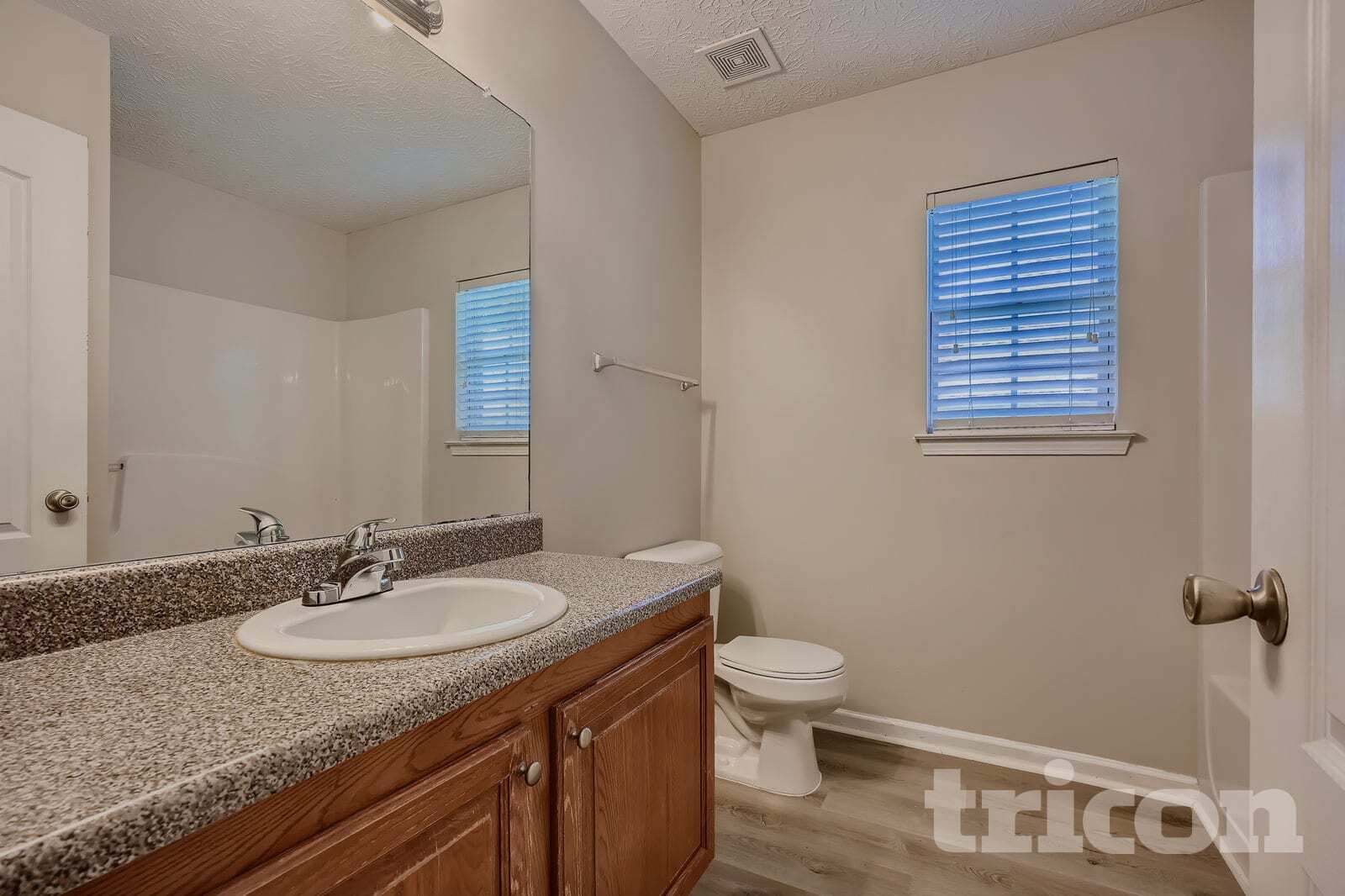 Building Photo - 800 Hannah Ct