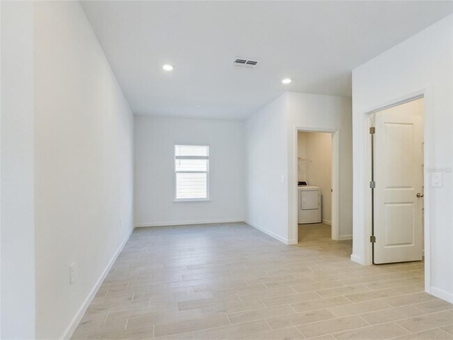 Building Photo - 6865 SW 87th St