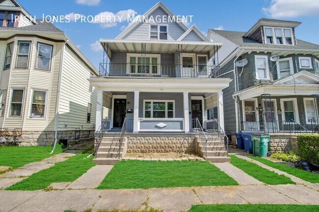 Building Photo - 374 Breckenridge St