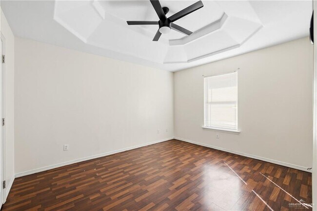 Building Photo - 1309 W Fig Ave