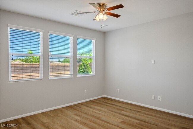 Building Photo - 9136 Cocowoods Pl