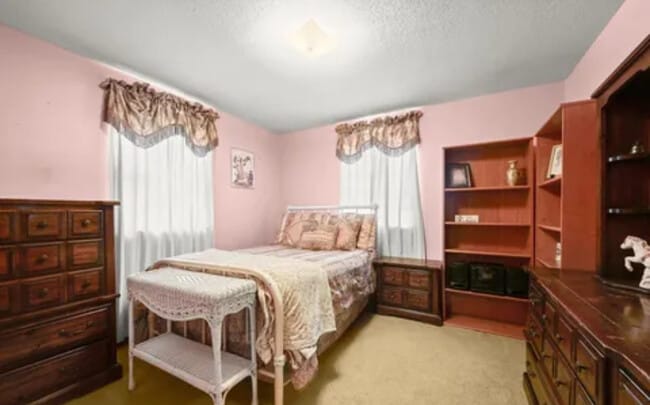 Building Photo - 1220 Silverwood Dr