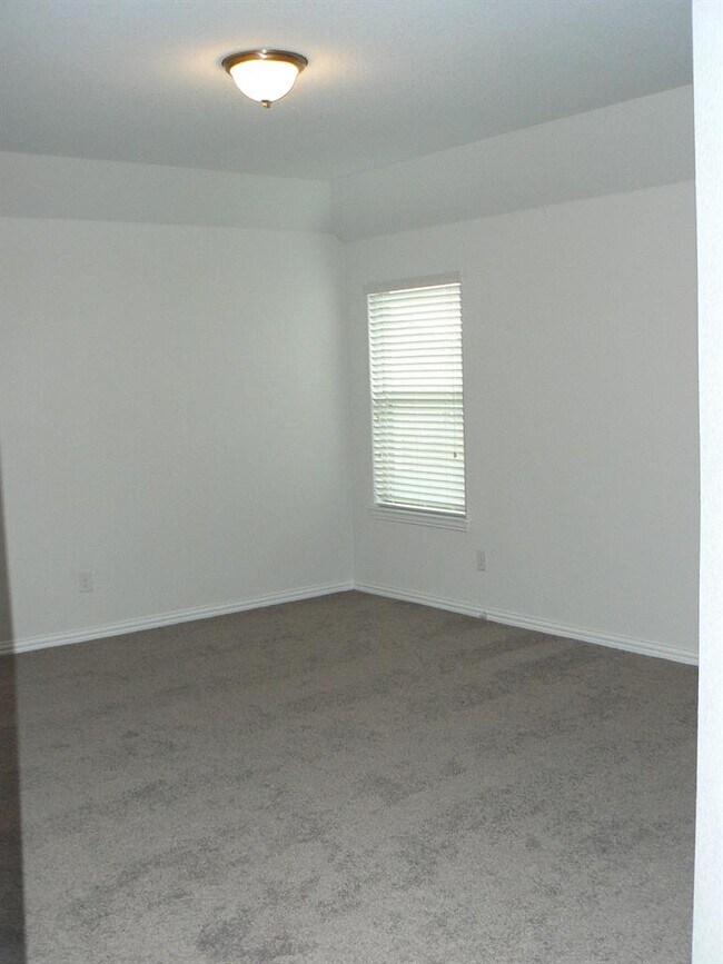 Building Photo - 5900 Bucine Cv