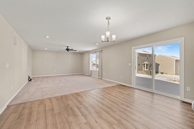 Building Photo - 2116 Penny Ln