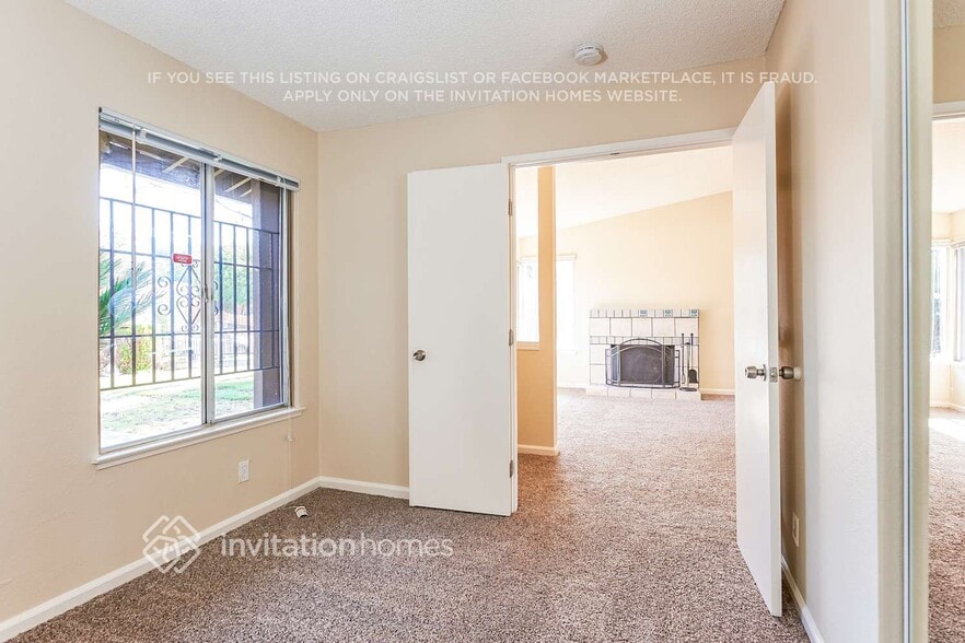 Building Photo - 341 Amber Ave