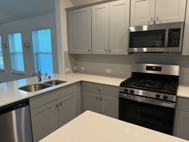 Building Photo - Great 3 bedroom in Providence Village Ask about the Move In Special!!