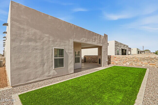 Building Photo - 12252 Desert Dove Ave