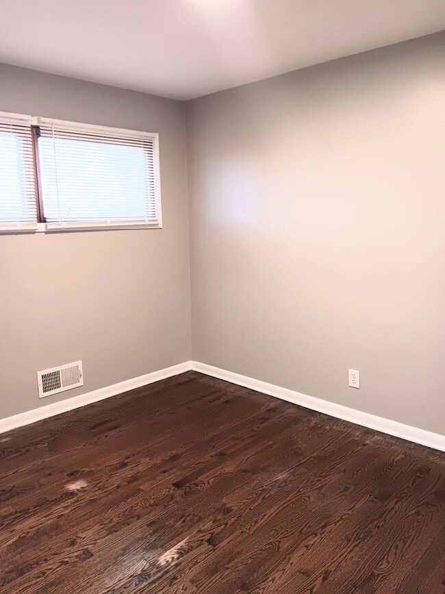 Building Photo - Spacious 3-Bedroom Home in Hammond