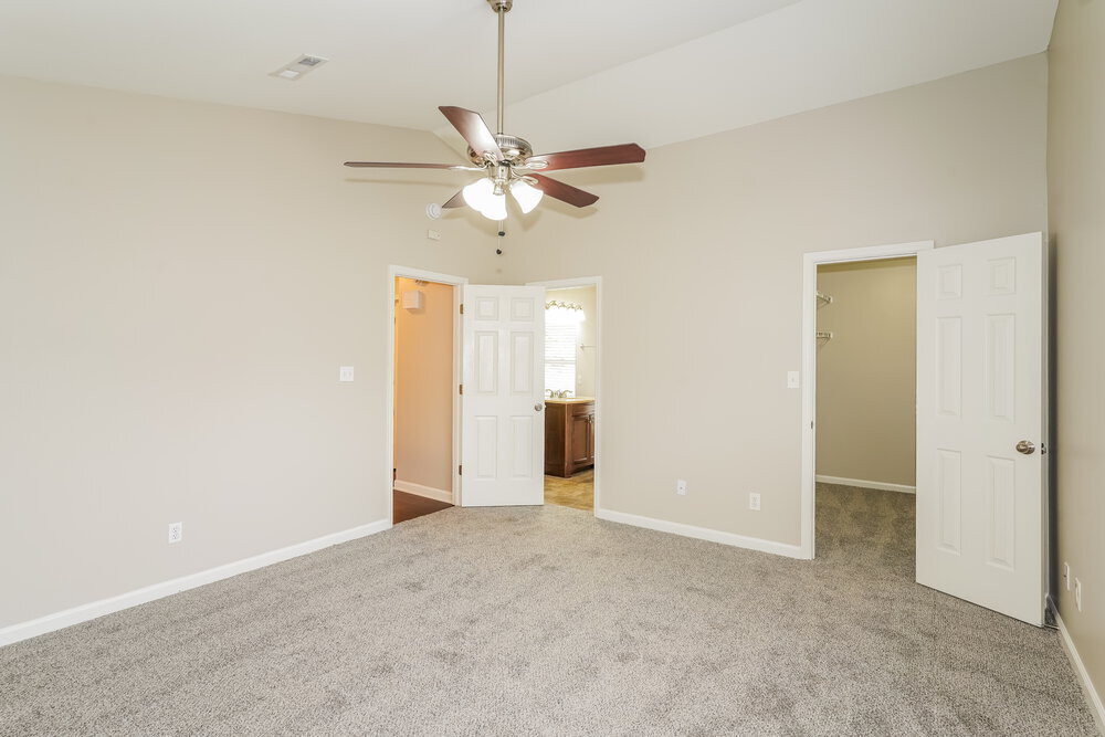 Building Photo - 104 Northlake Dr