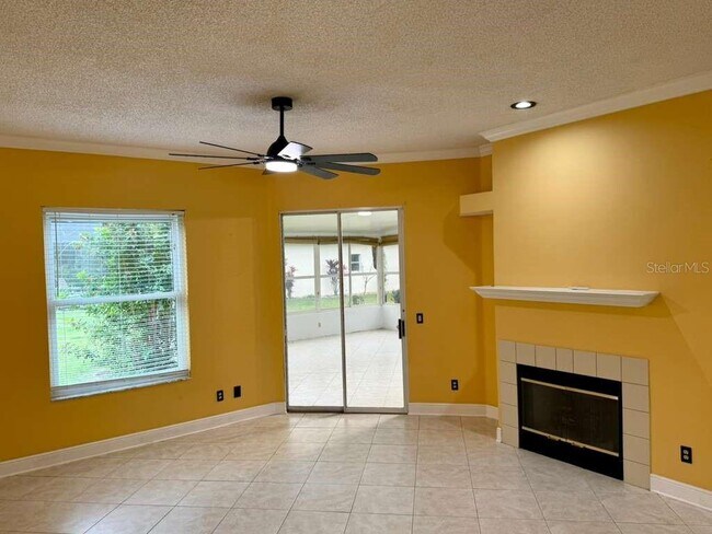 Building Photo - 3520 Ocita Dr