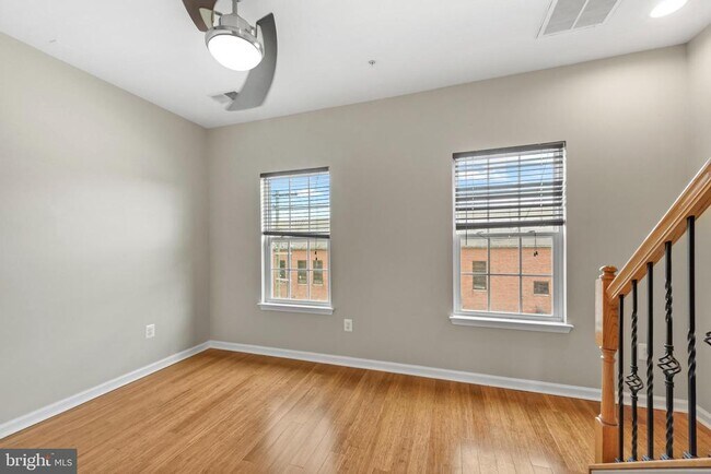 Building Photo - 4626 Fait Ave