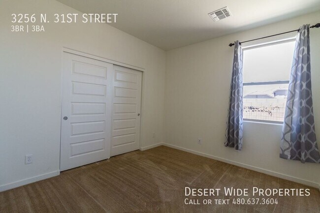 Building Photo - 3256 N 31st St