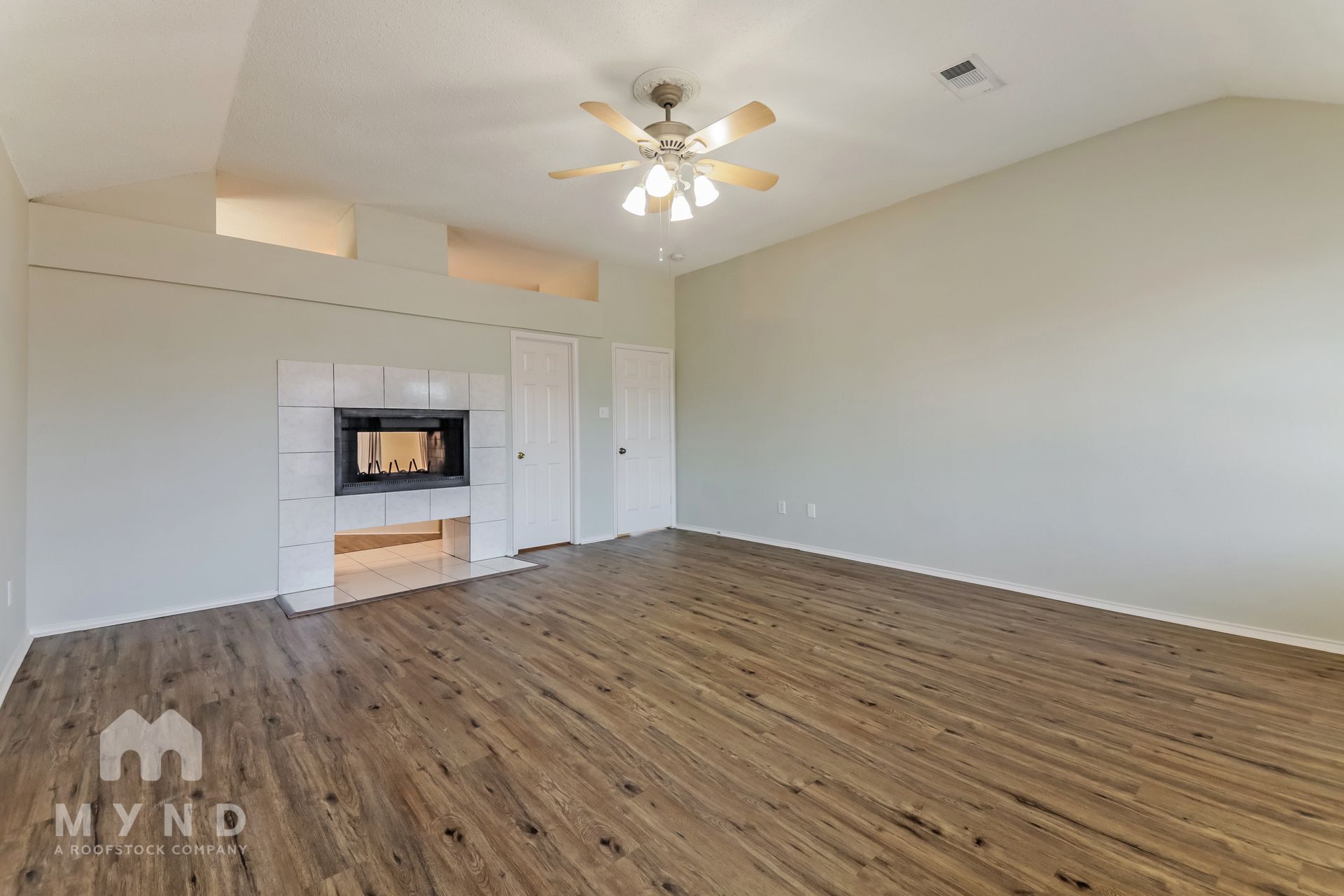 Building Photo - 135 Wembley Way