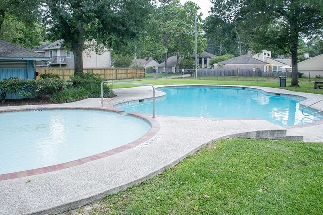 Building Photo - 12723 Ravensway Dr