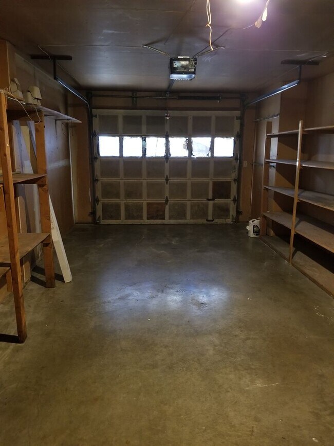 Building Photo - n601