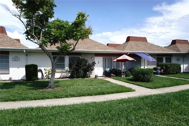 Primary Photo - 4337 Tahitian Gardens Cir