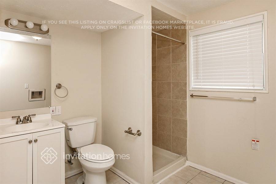 Building Photo - 2416 S Memphis Way