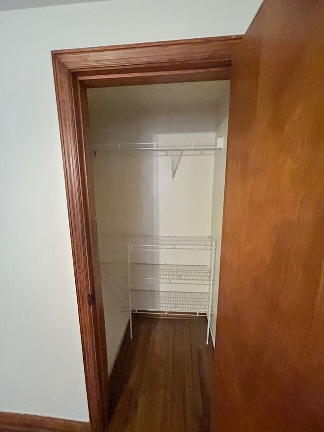 Building Photo - 1028 Fleming St