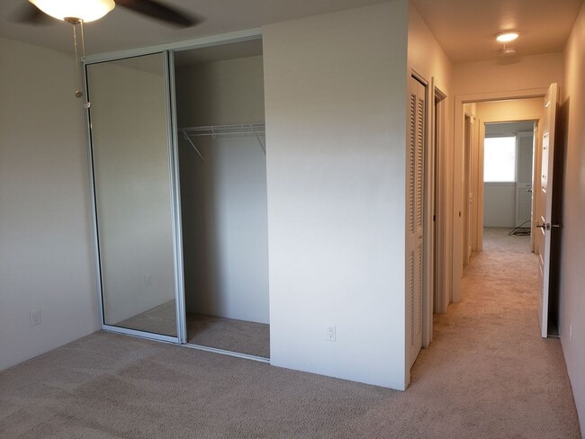 Building Photo - Newly Built TH 2bd, 2.5ba, 2pkg 1014sqft. ...