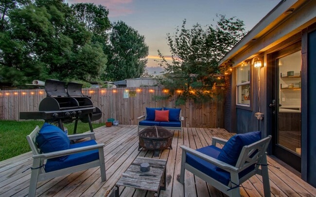 Building Photo - 5312 Jefferson St