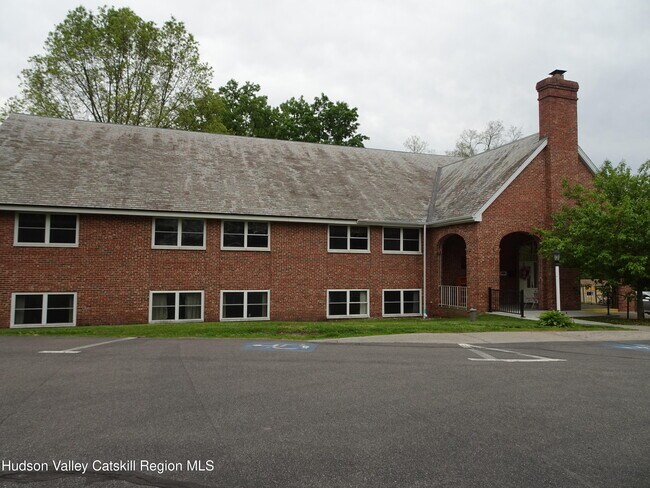 Building Photo - 72 NY-9H