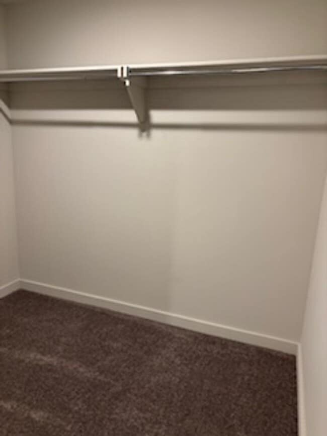 Building Photo - Must See!! First Month Free!