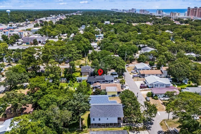 Building Photo - Turner Street Tri-Plex