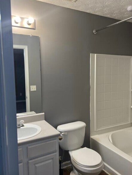 Building Photo - 11441 Ashefield Ln