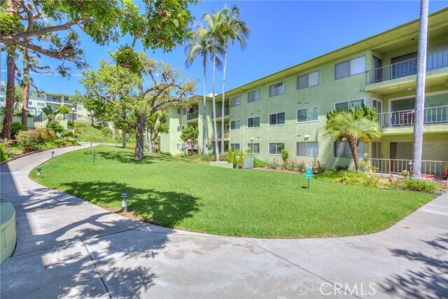 Building Photo - 1301 S Atlantic Blvd