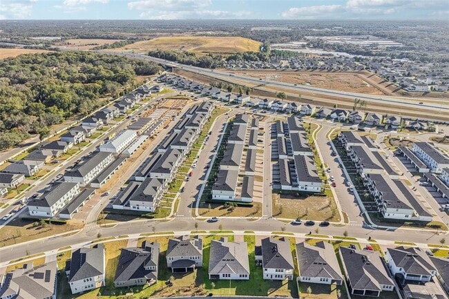 Building Photo - 710 Creeping Fig St