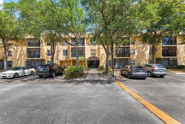 Primary Photo - 470 NW 20th St