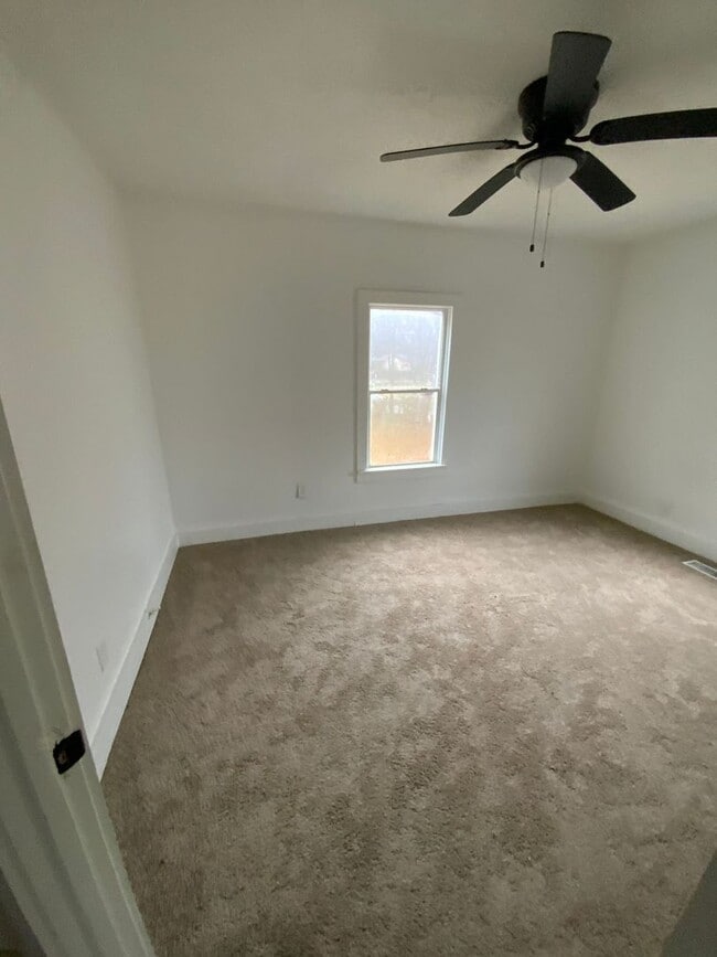 Building Photo - 8200 W 34th St