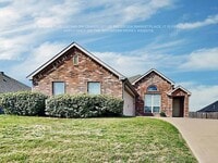 Building Photo - 107 Anthony Ln