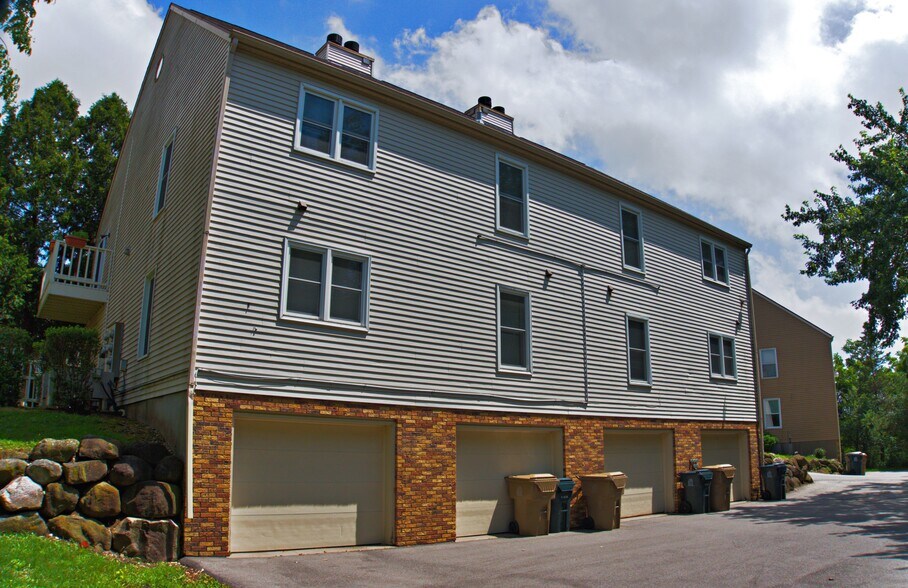 Building Photo - 2934 Cimarron Trl