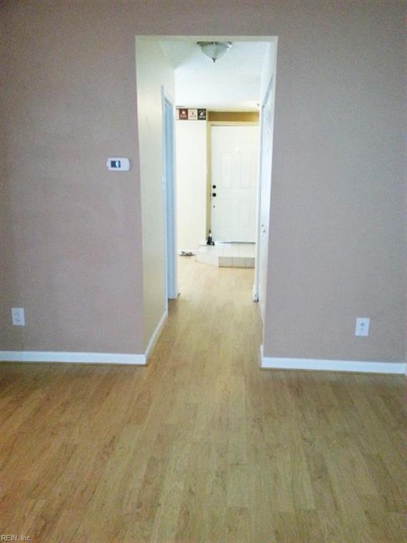 Building Photo - 3582 Windmill Dr