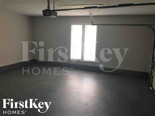 Building Photo - 6056 New Leaf Ln