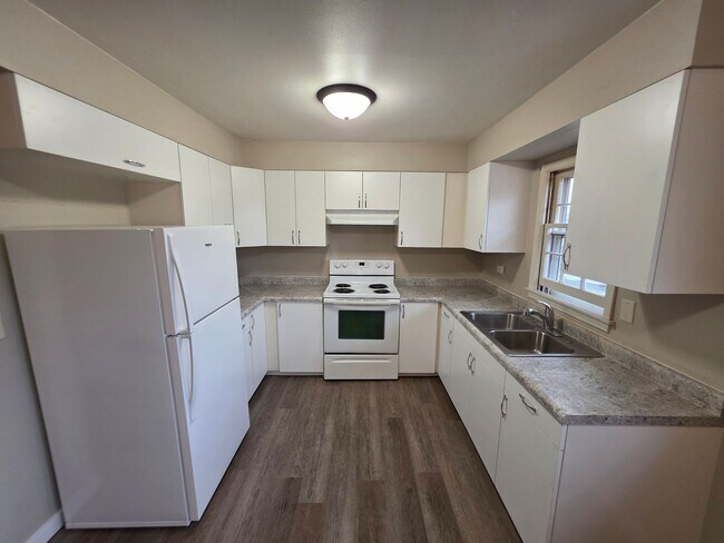 Building Photo - 1505/1507 Harding Ave