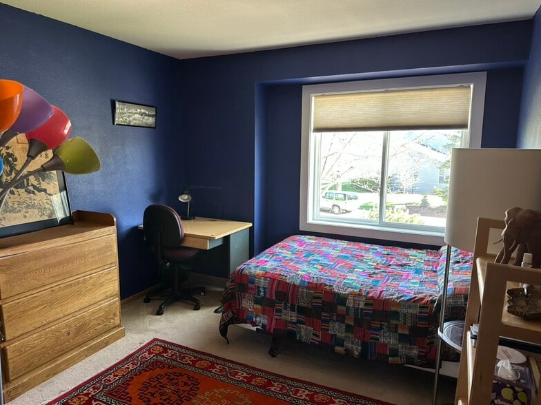 Bedroom 2 - 6048 Chelsea Manor Ct