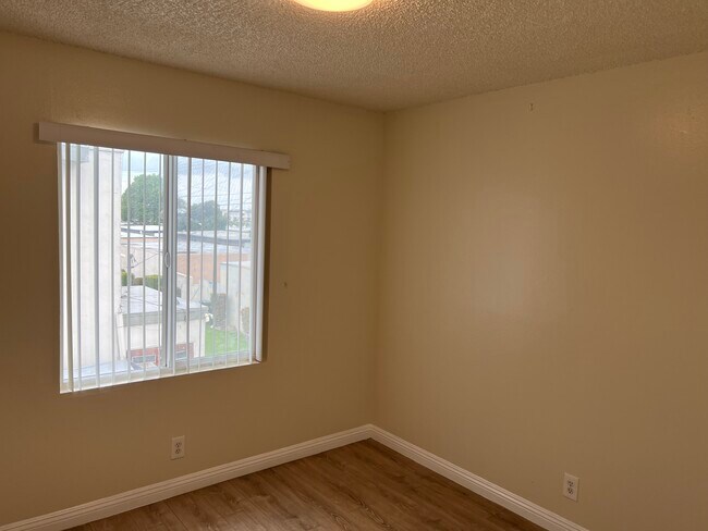 Building Photo - 7581 Jackson Way