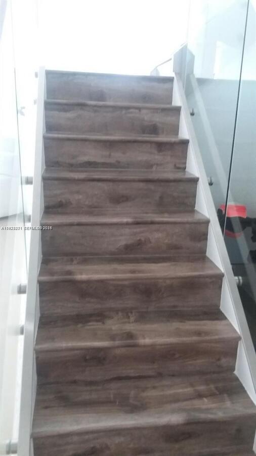 Building Photo - 7903 NW 111th Ct