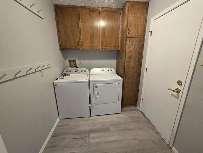 Building Photo - Very well maintained home - 6 Month Lease!!!