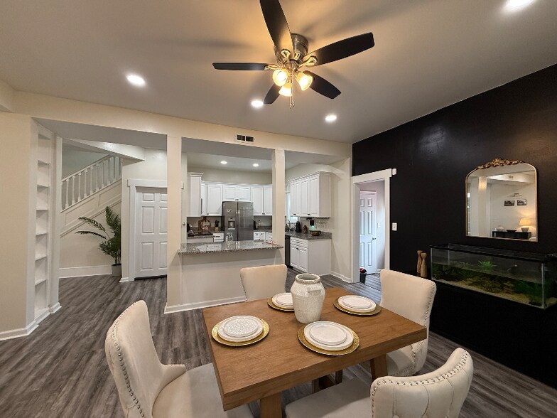 Building Photo - 3596 Kentucky Ave