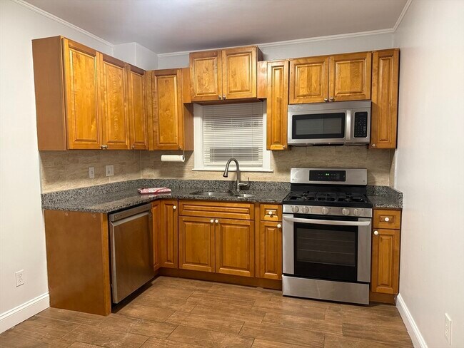 Building Photo - 23 Myrtle St