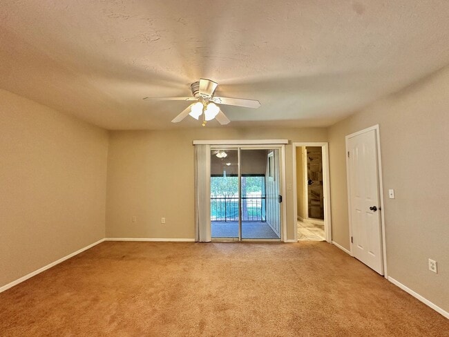 Building Photo - 501 SW 75th St